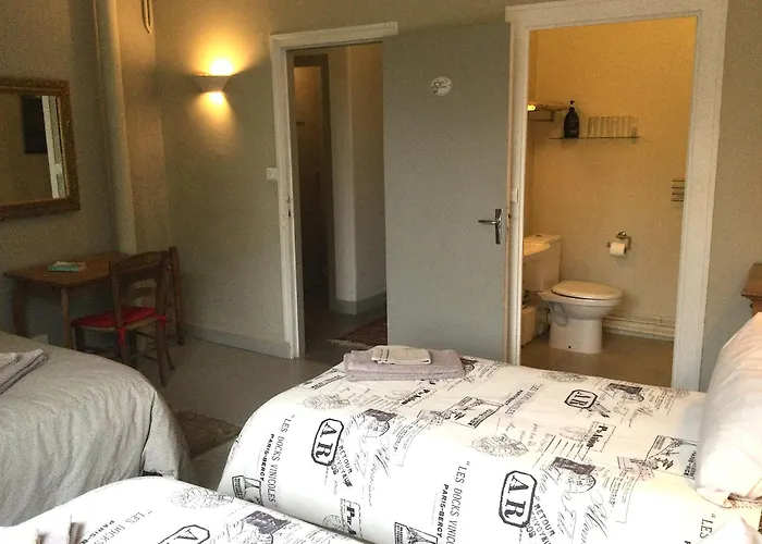 Le Logis Alexandra Bed & Breakfast