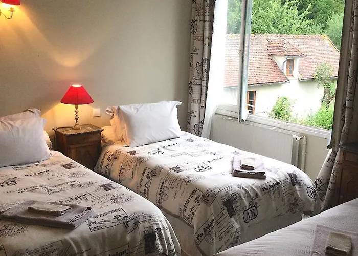 Le Logis Alexandra Bed & Breakfast La Trimouille