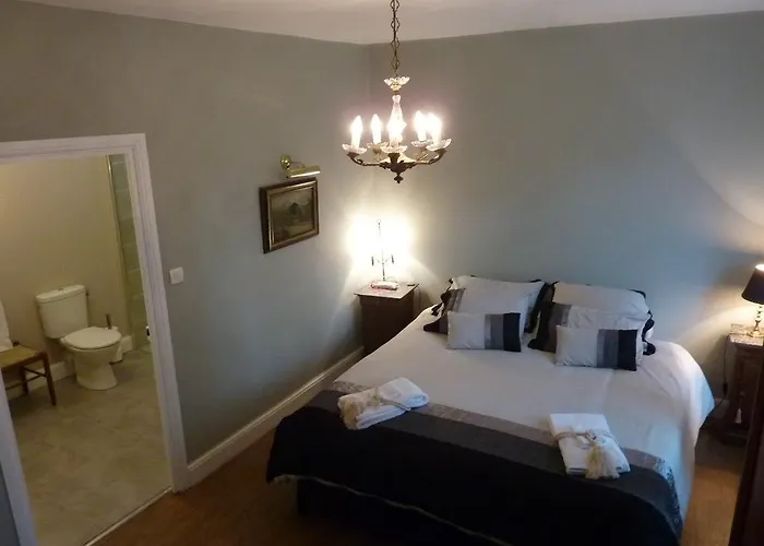 Bed & Breakfast Le Logis Alexandra 4*