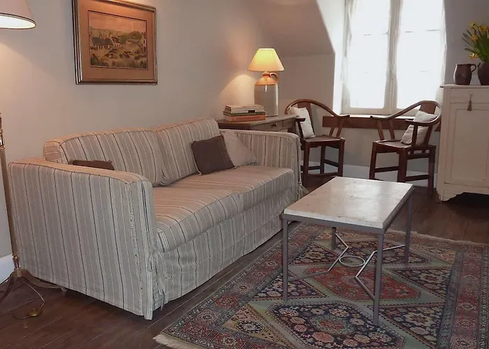 Le Logis Alexandra Bed & Breakfast La Trimouille