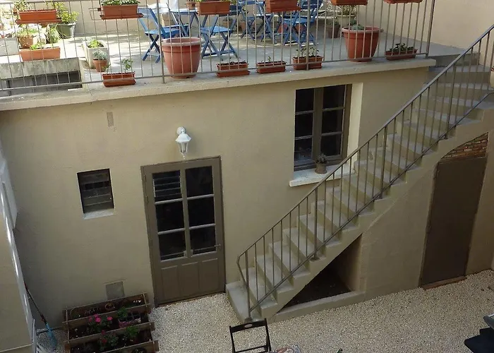 Bed & Breakfast Le Logis Alexandra 4*